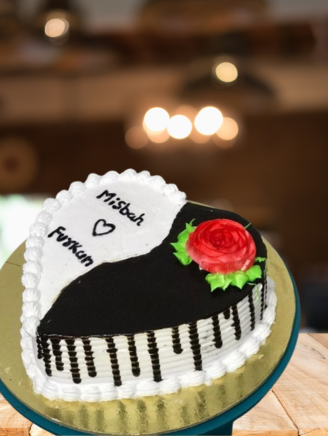 Customized+Cake
